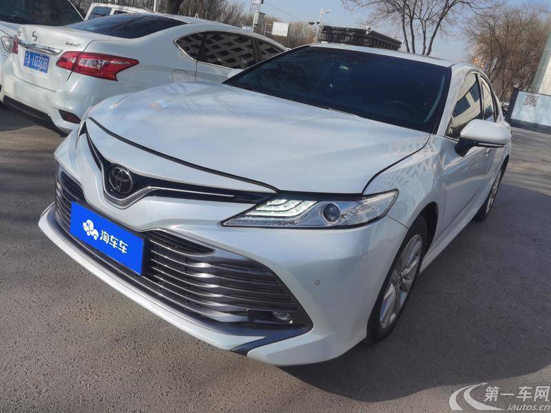 丰田凯美瑞 2019款 2.0L 自动 豪华版 (国Ⅵ) 