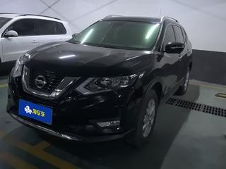 奇骏 2.0L 智联舒适版 
