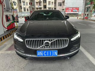 沃尔沃S90 2.0T 