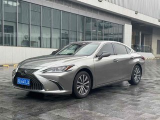 雷克萨斯ES 300h 