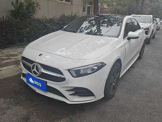 奔驰A级 1.3T 