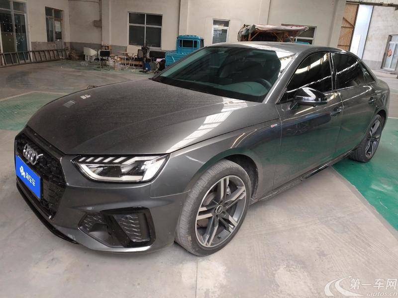 奥迪A4L 2022款 2.0T 自动 豪华动感型 (国Ⅵ) 