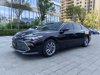 丰田亚洲龙 2.0L 