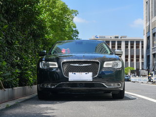 克莱斯勒300C 3.0L 自动 卓越版 