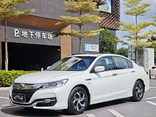 雅阁 2.0L 精英版 