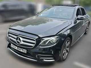 奔驰E级 E260L 运动型4MATIC 