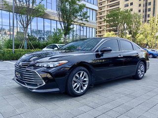 丰田亚洲龙 2.0L 