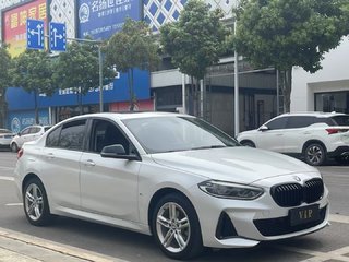 宝马1系 1.5T 