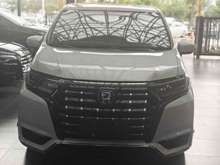 艾力绅 2.0L 豪华版 