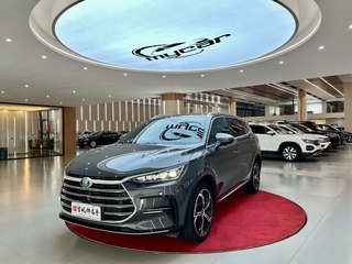 比亚迪唐DM i 1.5T 自动 112KM尊荣型 