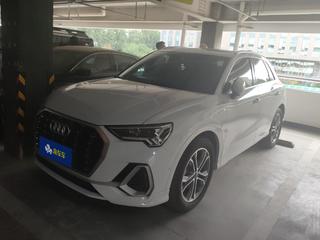 奥迪Q3 2.0T 时尚动感型 