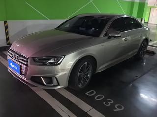 奥迪A4L 40TFSI 