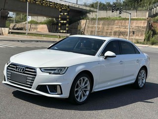 奥迪A4L 40TFSI 