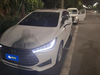 宋MAX 1.5T 智联睿逸天窗型 