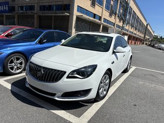 君威 2.0L 精英时尚型 