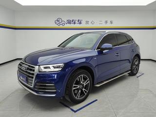奥迪Q5L 40TFSI 2.0T 自动 改款荣享时尚型 