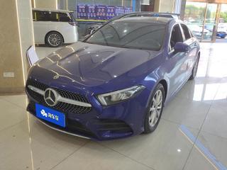 奔驰A级 1.3T 