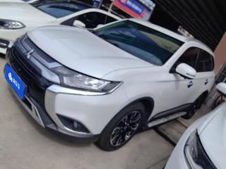 三菱欧蓝德 2.0L 