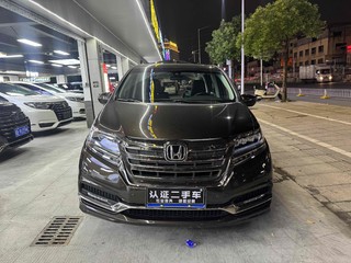 艾力绅 2.0L 豪华版 