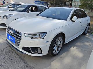 奥迪A4L 40TFSI 