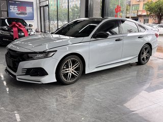 雅阁 1.5T 260TURBO幻夜·尊贵版 
