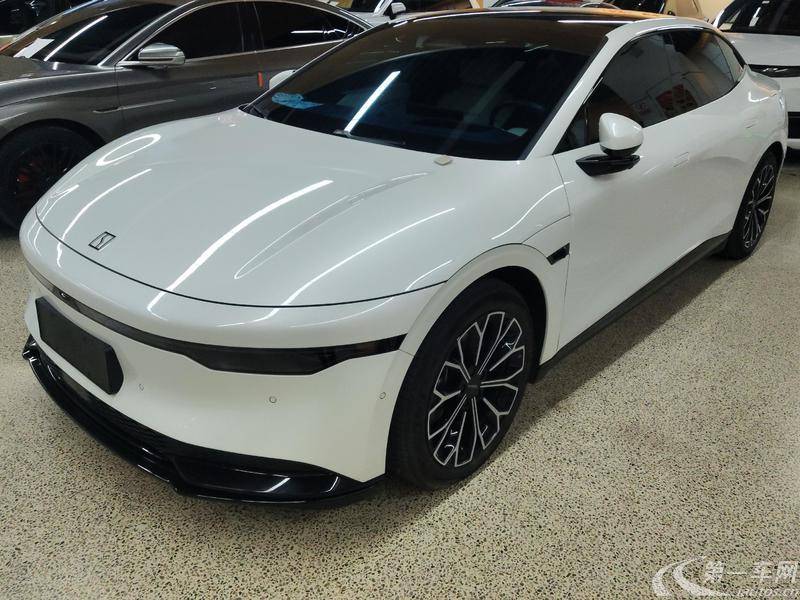 极氪007 2024款 0.0T 自动 后驱增强版75kWh 