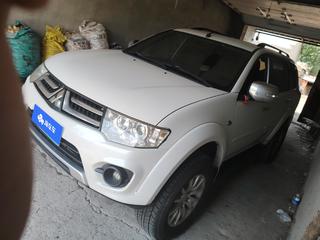 三菱帕杰罗劲畅 3.0L 