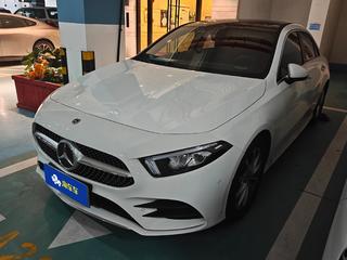奔驰A级 1.3T 