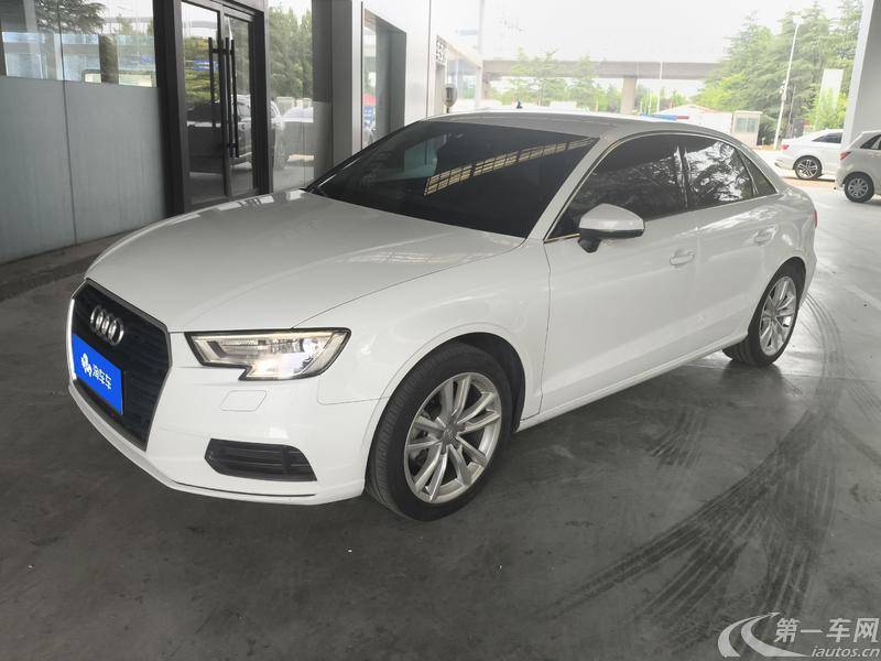 奥迪A3 35TFSI 2018款 1.4T 自动 进取型30周年Limousine (国Ⅴ) 