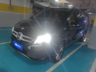 奔驰V级 2.0T 