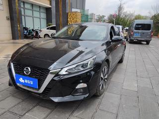 天籁 2.0L XL舒适版 