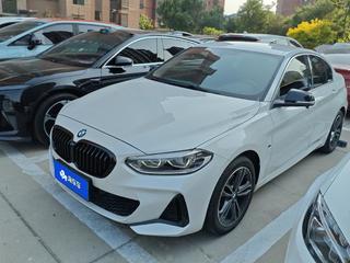 宝马1系 1.5T 