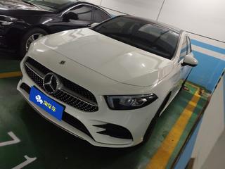 奔驰A级 1.3T 
