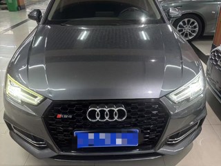 奥迪A4L 40TFSI 