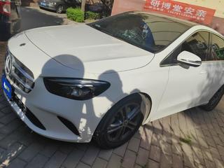 奔驰B级 B200 
