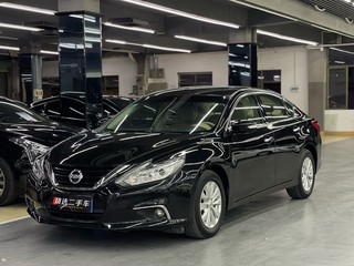 天籁 2.0L XE时尚版 