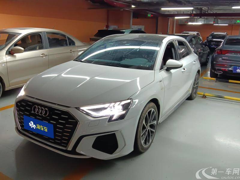 奥迪A3 35TFSI 2022款 1.4T 自动 汽油 进取运动型Sportback (国Ⅵ) 