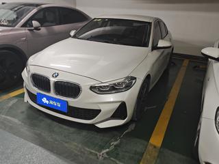 宝马1系 1.5T 