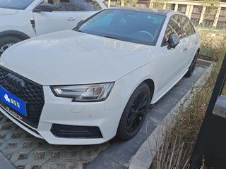 奥迪A4L 40TFSI 