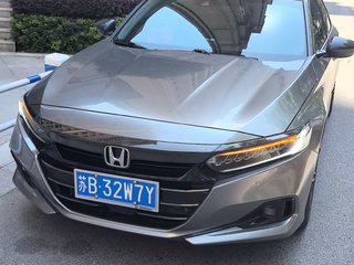 雅阁 1.5T 260TURBO幻夜·尊贵版 