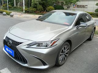 雷克萨斯ES 200 