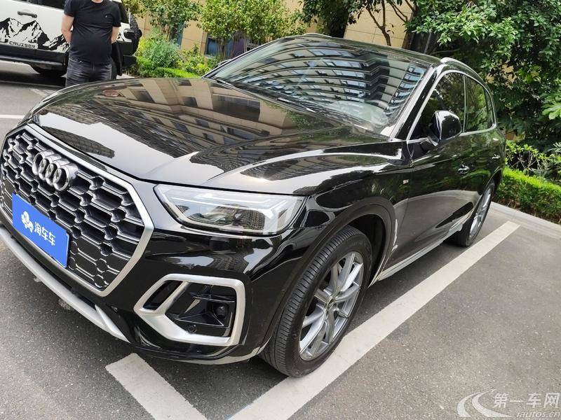 奥迪Q5L 40TFSI 2021款 2.0T 自动 时尚动感型 (国Ⅵ) 