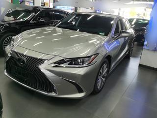 雷克萨斯ES 200 