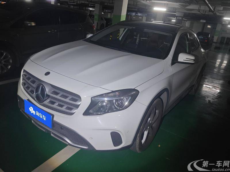 奔驰GLA 200 2018款 1.6T 自动 动感型 (国Ⅴ) 