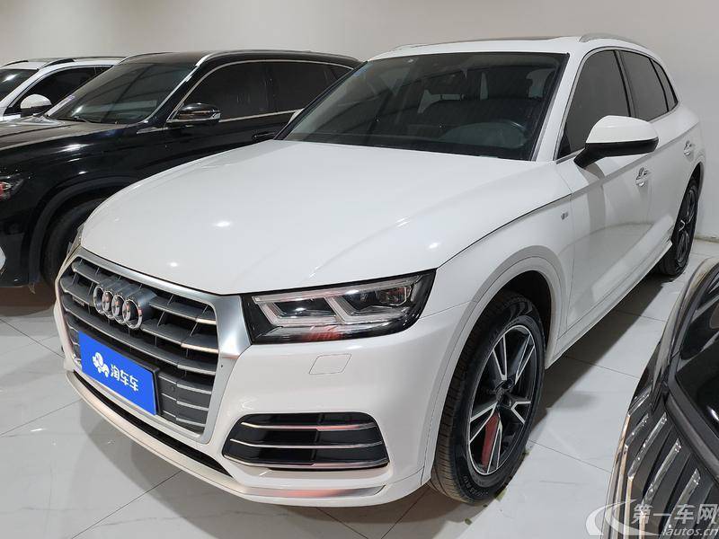 奥迪Q5L 40TFSI 2020款 2.0T 自动 荣享时尚型 (国Ⅵ) 