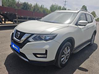 奇骏 2.0L 智联舒适版 
