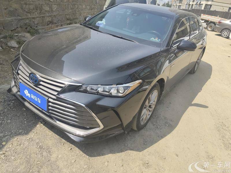 丰田亚洲龙 双擎 2019款 2.5L 自动 豪华版 (国Ⅵ) 