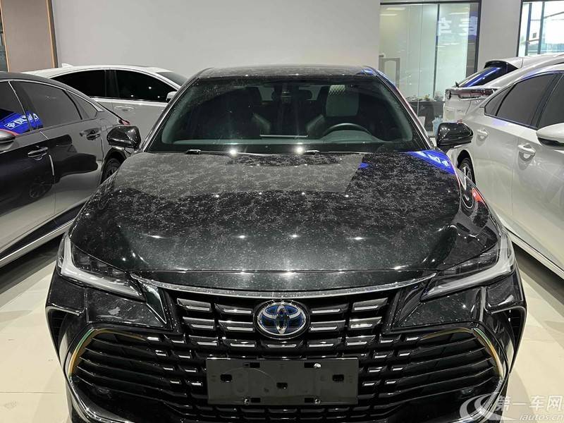 丰田亚洲龙 双擎 2022款 2.5L 自动 豪华版 (国Ⅵ) 