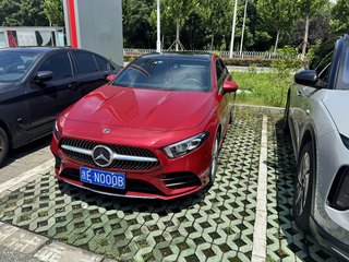 奔驰A级 1.3T 