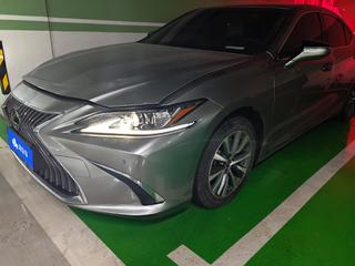 雷克萨斯ES 200 